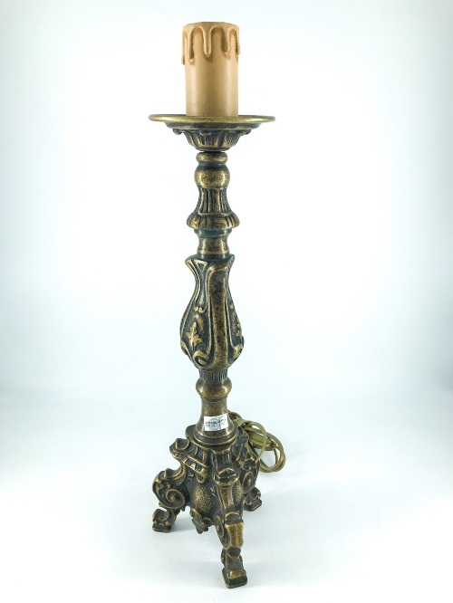 candelabro-un-fuoco-elettrico-in-ottone-massiccio-da-altare.JPEG