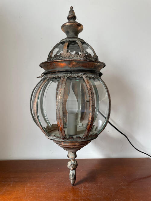 lampada-da-parete-bombata-con-cupola-apribile-bronzo-rame.jpg