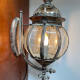 lampada-da-parete-in-ferro-con-cupola-apribile.jpg