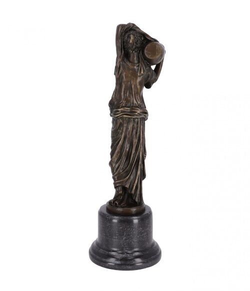 statua-in-bronzo-su-base-in-marmo-donna-con-giara.jpg