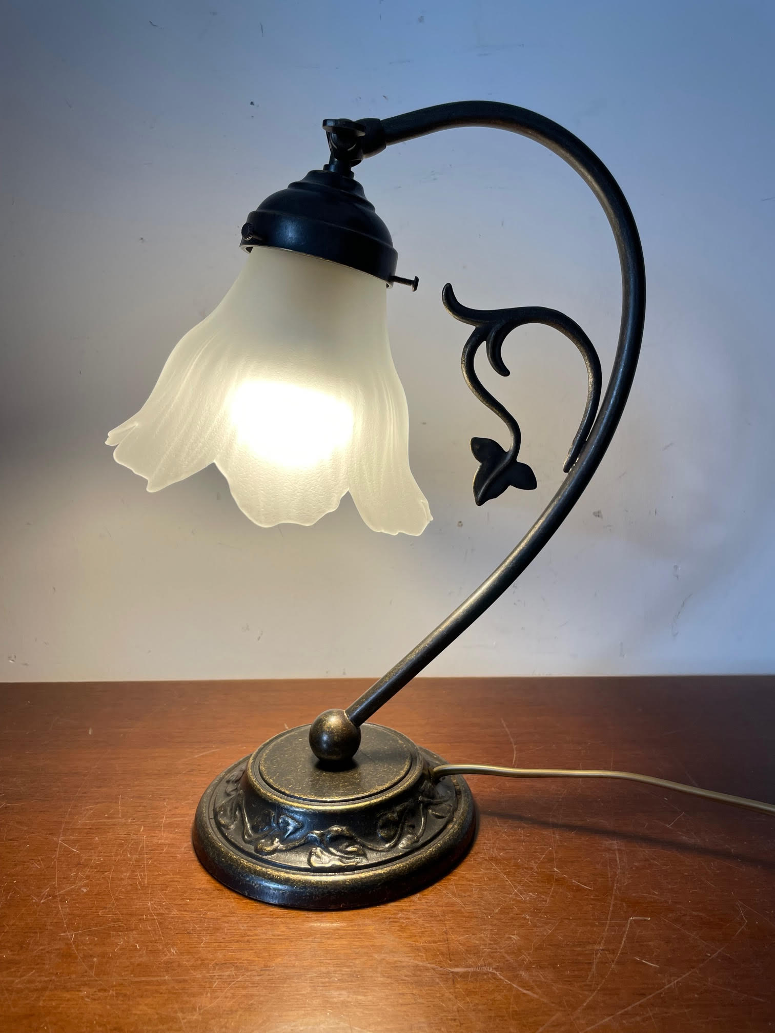 Paralume Conico In Stoffa Floreale Bianco E Rosa Per Lampada Da Terra - Attacco E27, 38x35 Cm