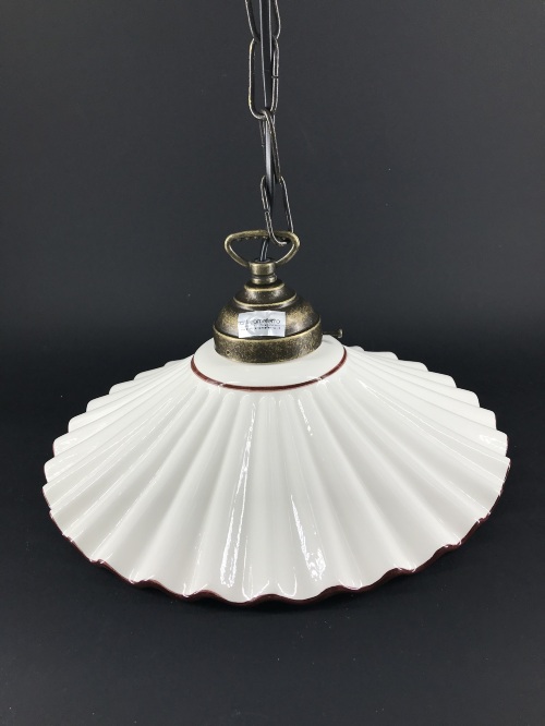 lampadario-ottone-con-ceramica-bianca-marrone-arterameferro.JPG