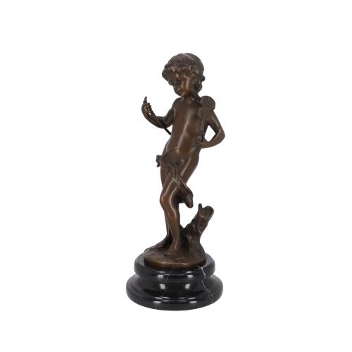 statua-con-putto-che-suona-in-bronzo.jpg